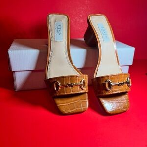 Steve Madden sandals brand new